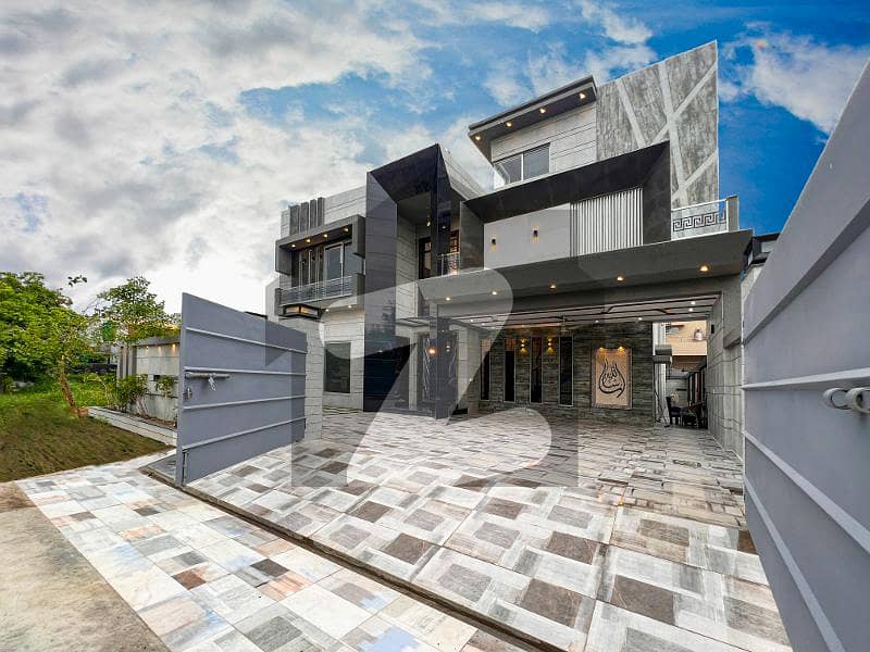 1 Kanal Luxury Modern Design Bungalow Near Park For Sale At Prime