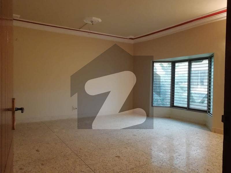 Prime Location Flat Of 1100 Square Feet For sale In North Nazimabad