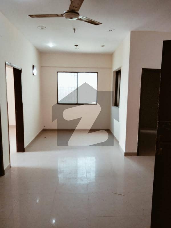 1st Floor 3 Bed Apartment in Clifton Block 2 Clifton Block 2, Clifton