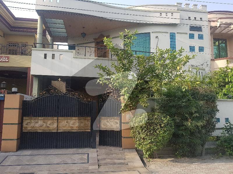 10 Marla House At Best Location In Wapda Town Gujranwala Wapda Town