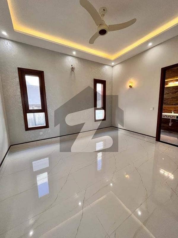 House for sale 120 Gaz west open lease house Karachi University Housing