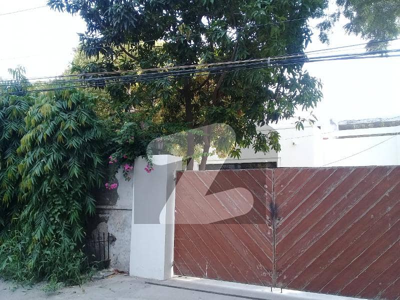1 KANAL COMMERCIAL USE HOUSE FOR RENT GARDEN TOWN LAHORE Garden Town