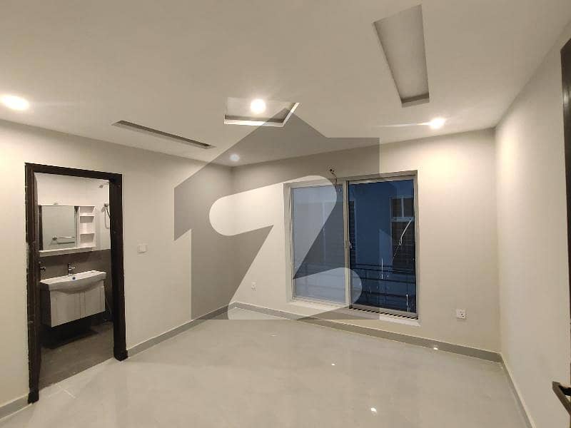 Brand New 2 Bedrooms Apartment For Sale in Iqbal Block Sector E, Bahria Town Lahore Bahria Town