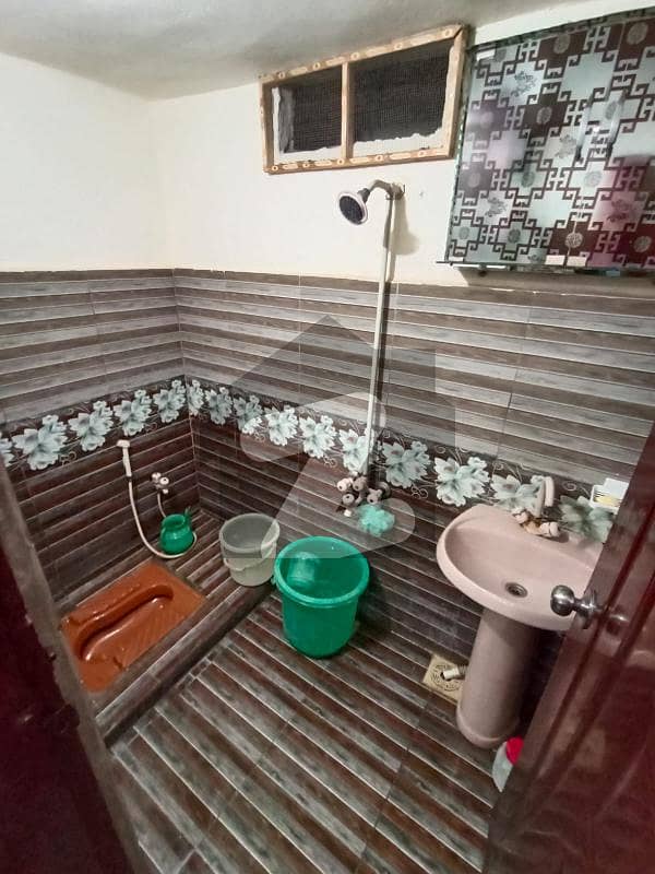 120 Yards 1st Floor On Main Road For Rent In 5c2 North Karachi Rent Rs
