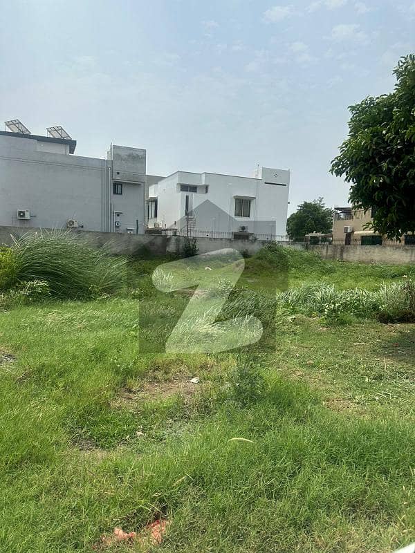 Kanal Pair Residential No 568, 569 Prime Location On Main 100 Ft Road