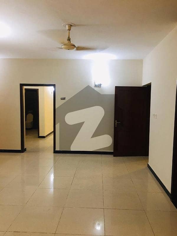 10 Marla 03 Bedroom Second Floor Renovated Apartment Available For Sale