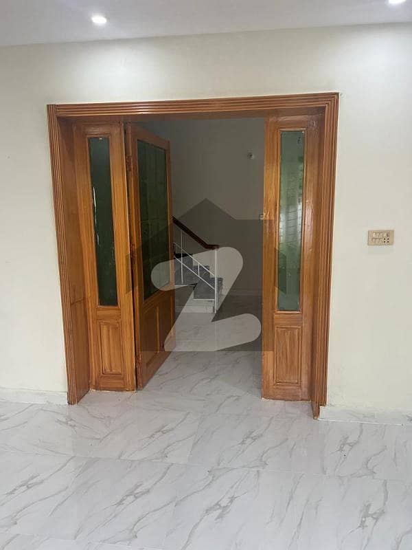 10 Marla 4 Bed Hot Location House For Sale Lake City Sector M7, Lake