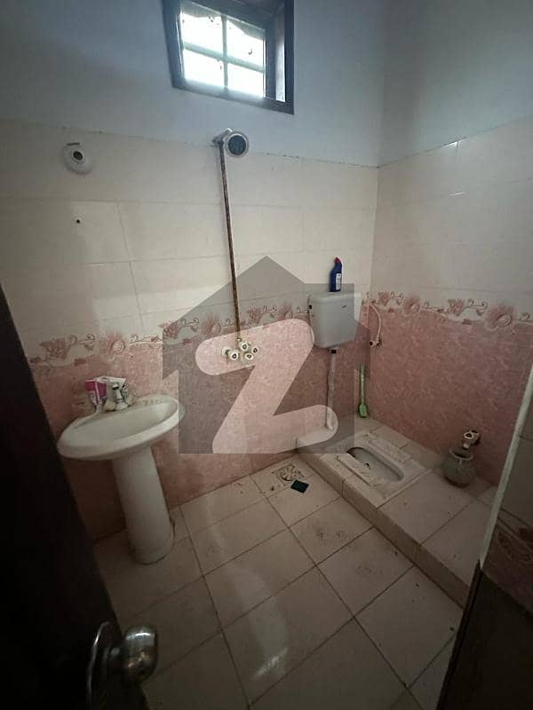 2 Bed Lounge 1st Floor Floor Flat For Rent Quetta Town Sector 18A