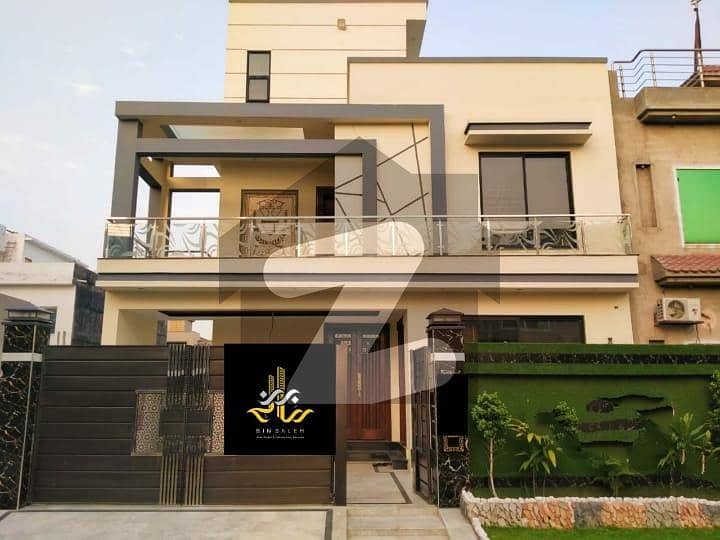 10 Marla Brand New House For Sale In Topaz Block Park View City Lahore
