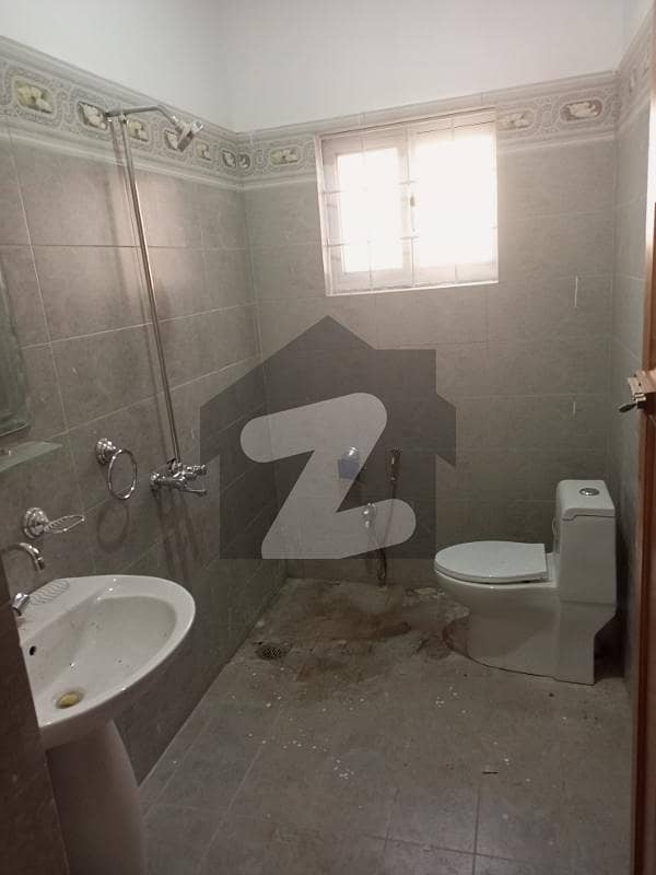 Green Ave 2nd Floor 2 Bed Tv Lounge 5m Husband/wife. 27000 Green Avenue