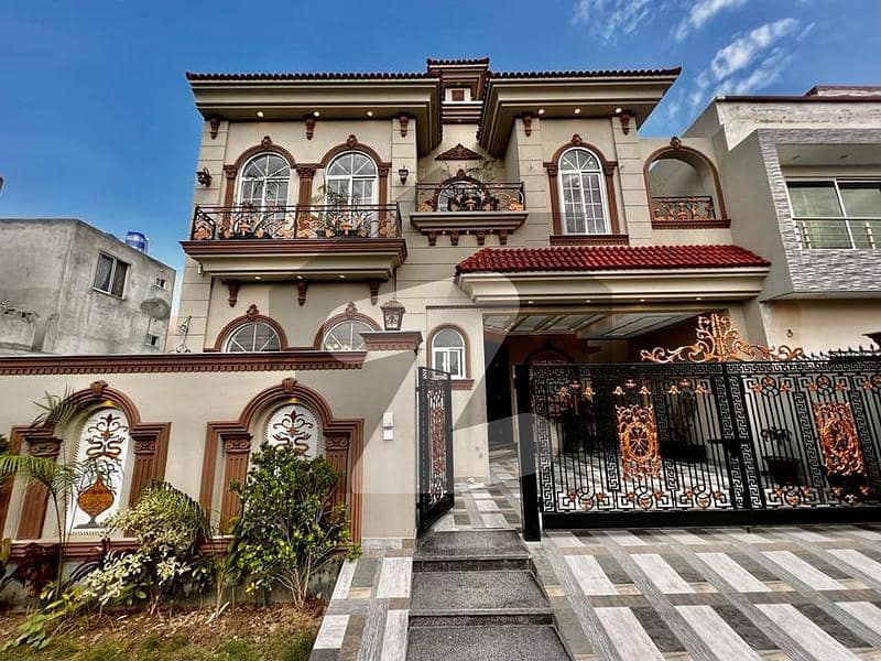 10 Marla Most Beautiful Luxury Spanish Design Green City Lahore Green