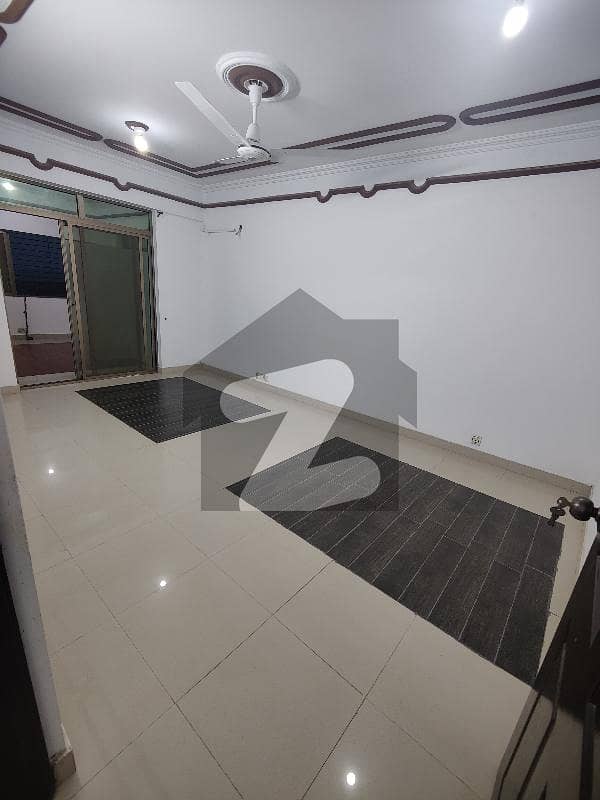 4 BED DD FULLY RENOVATED FLAT FOR RENT Clifton Block 2, Clifton