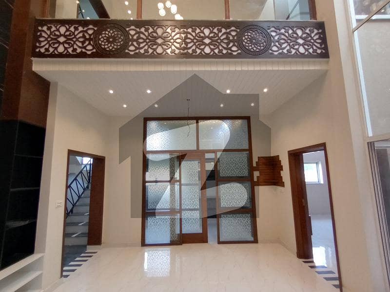 5.25 Marla Newly Constructed Corner & East Open Beautiful House For