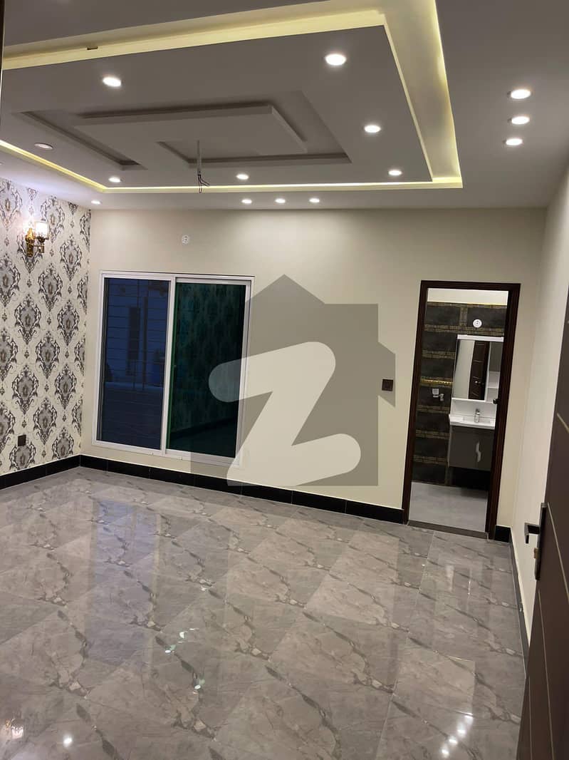 Beautiful House Owner Build House Very Good Location & Environment Begampura, Lahore ID46915325