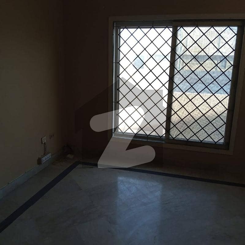 500 Yards House For Rent 6 Rooms DHA Phase DHA Phase 7, DHA Defence