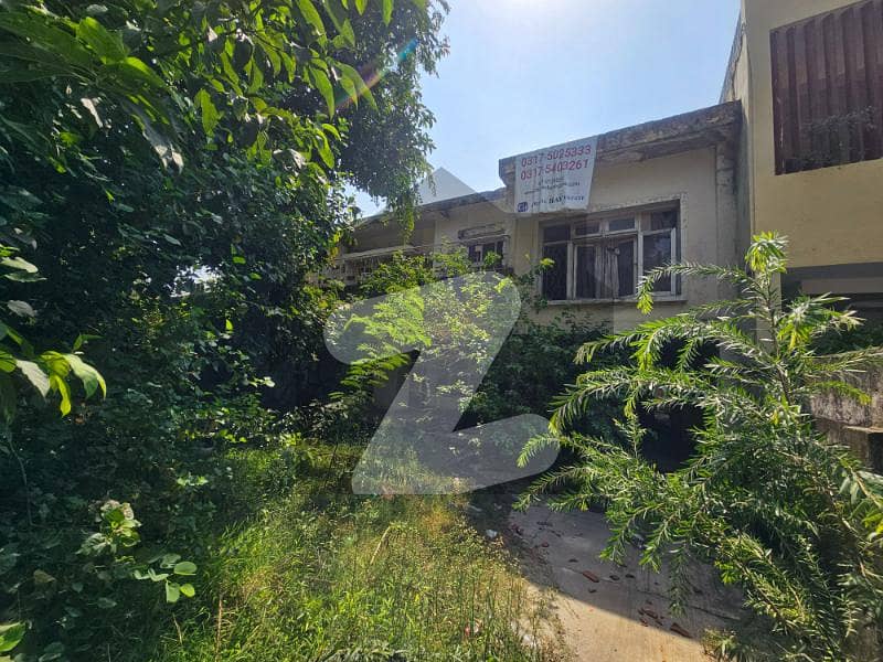 Demolishable Front Back Street House For Sale Prime F6 Islamabad F6