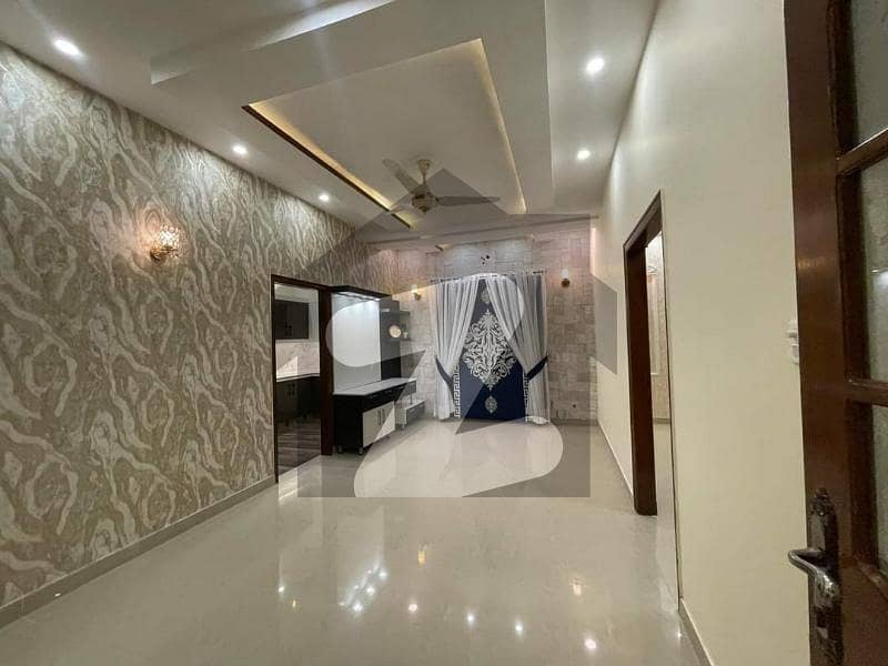 400 Gaz house for sale in kaneez Fatima society code10008 Gulshane