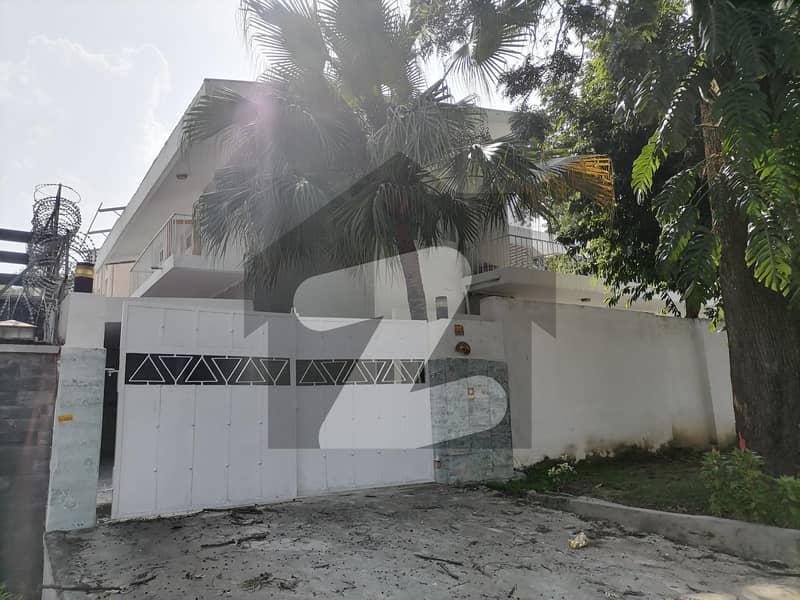 Rent The Ideally Located House For An Incredible Price Of Pkr F6