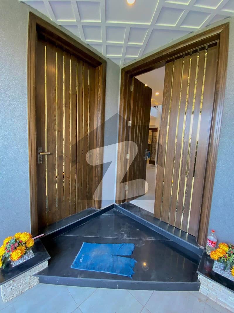 House In Eden Valley For sale Eden Valley, Faisalabad ID45928598