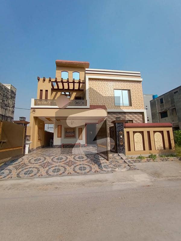 10 Marla Beautifully Designed House For Sale In Jubilee Town Lahore