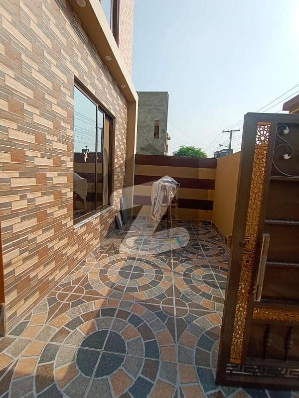 10 Marla Beautifully Designed House For Sale In Jubilee Town Lahore