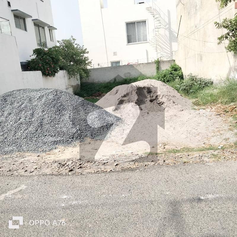 Imerial 2 Block 4 Marla Plot For Sale On Prime Location In Paragon City