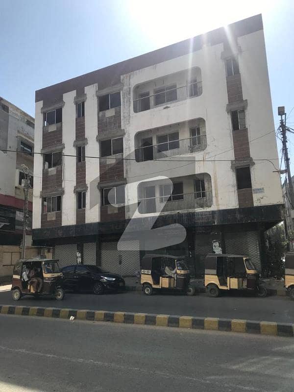 200 Yards Commercial Building For Sale On Main Zamzama Boulevard DHA