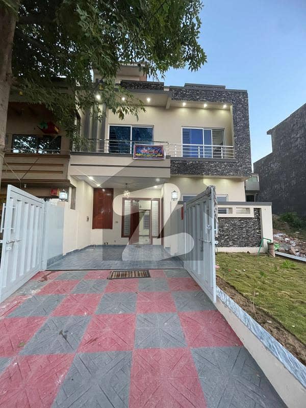 Brand New 25x40 House for Sale with 3 Bedrooms in G13 Islamabad G13
