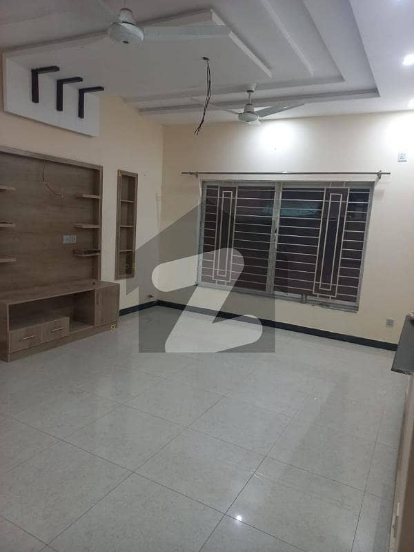 Neat and clean upper portion for rent in media town Media Town Block