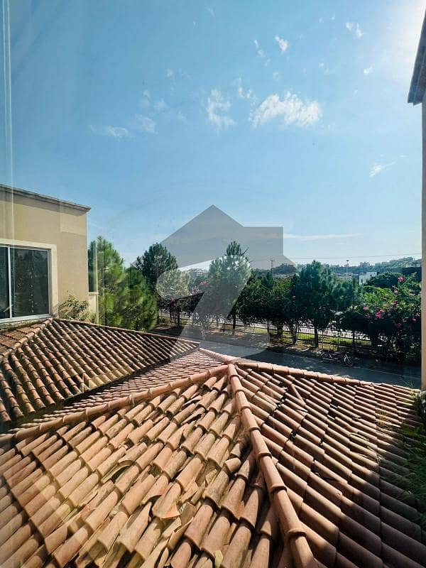 3Bed Beautifull Defence Villa Availbe For Rent DHA Phase 1 Defence