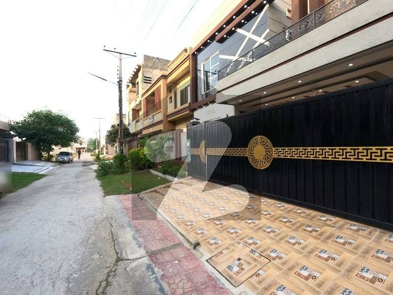 Get An Attractive House In Lahore Under Rs. 32500000 Jubilee Town