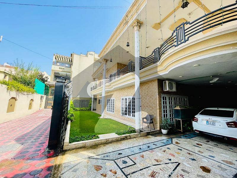 Lane 4 Peshawar Road double story owner built house Westridge