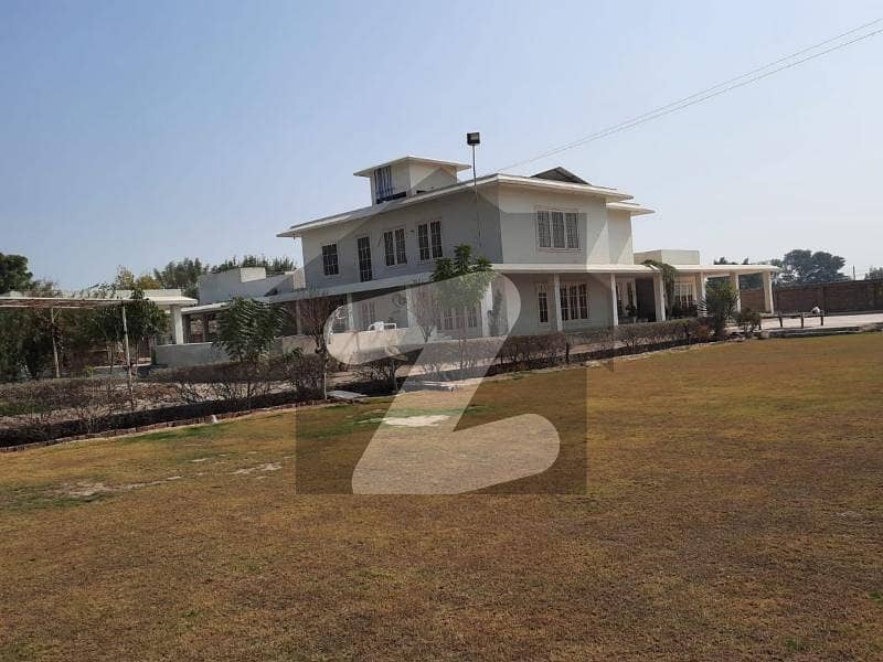 Farm house For sale in Rahim yar khan Canal Road, Rahim Yar Khan