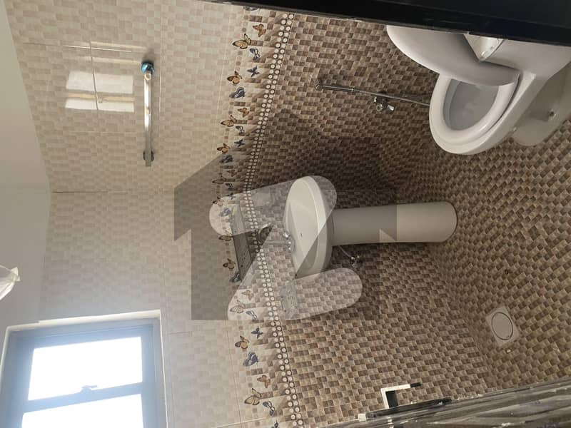 1 BED APARTMENT FOR SALE IN CANAL GARDEN NEAR BAHRIA TOWN LAHORE Canal