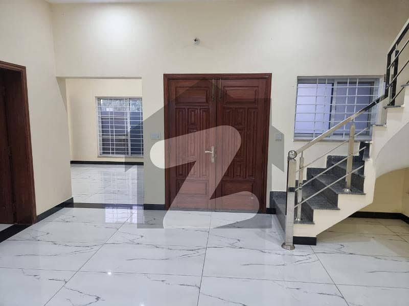 5.5 Marla Corner House Wapda TownPH2 Multan For Rent Wapda Town Phase