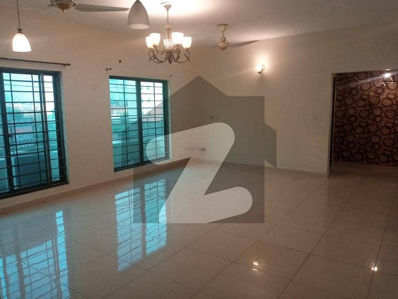 10 Marla 3 Bed Flat For Rent In Askari 11 Lahore Askari 11 Sector B
