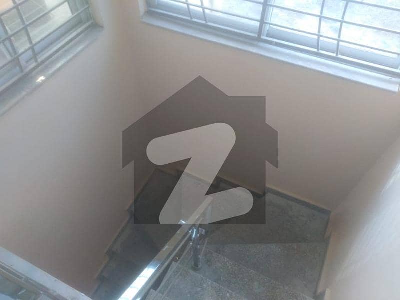 8 MARLA FULL HOSUE AVAILABLE FOR RENT IN VALENCIA TOWN LAHORE Valencia