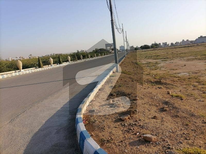 Highlycoveted 200 Square Yards Commercial Plot Is Available In Gulshan