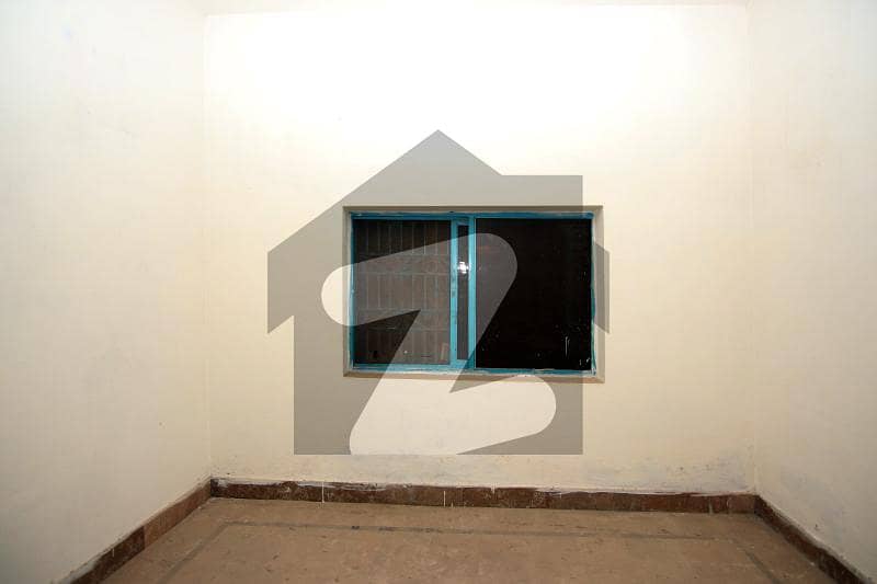 10 Marla Beautiful Lower Portion Available For Rent Lodhi Colony Road