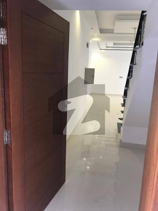 10 Marla Beautiful Use House For Sale In Icon Valley Phase 1 Raiwind