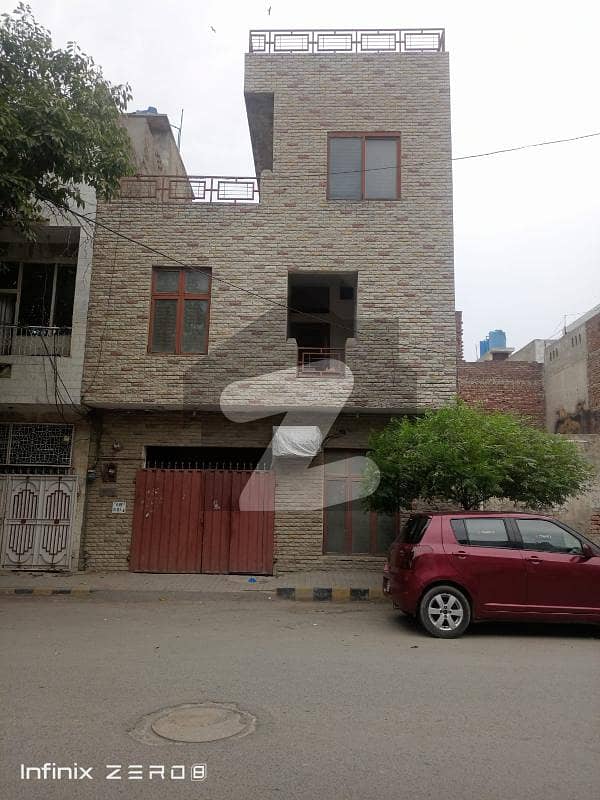 5 Marla House On 60 Ft Road Near Market Prime Location For Sale In