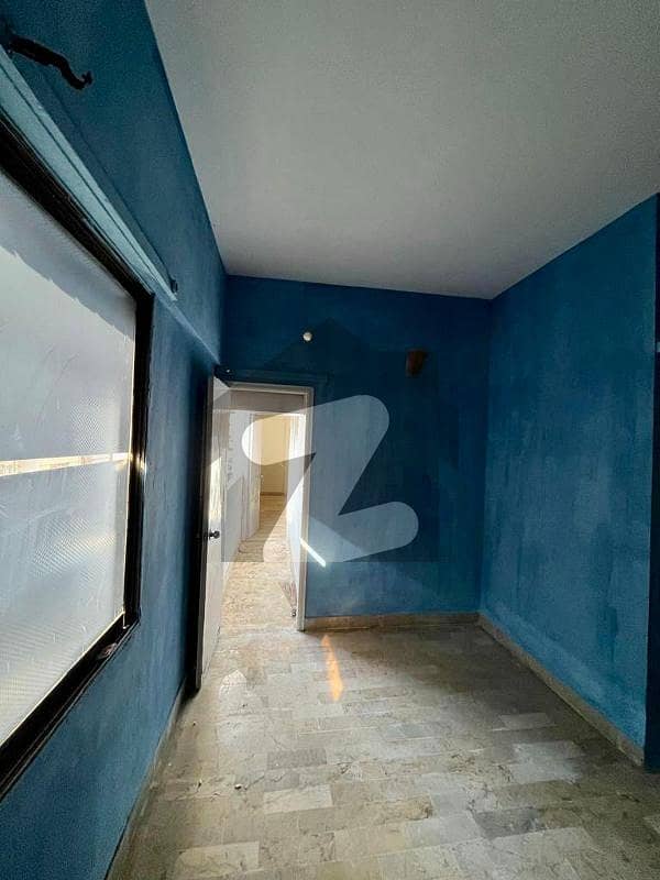 Proper West Open 2 Bedrooms 1000 Square Feet Apartment On Prime