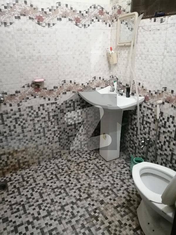 5 Marla 2nd floor for rent in Johar town Lahore Johar Town Phase 2