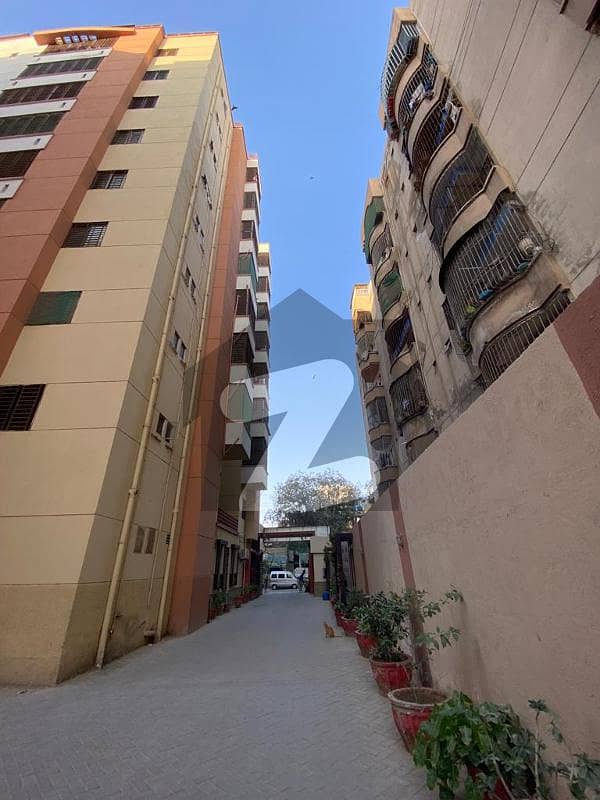 2 Bed DD Apartment In Gulistan E Jauhar Flat For Sale In Gulistan E