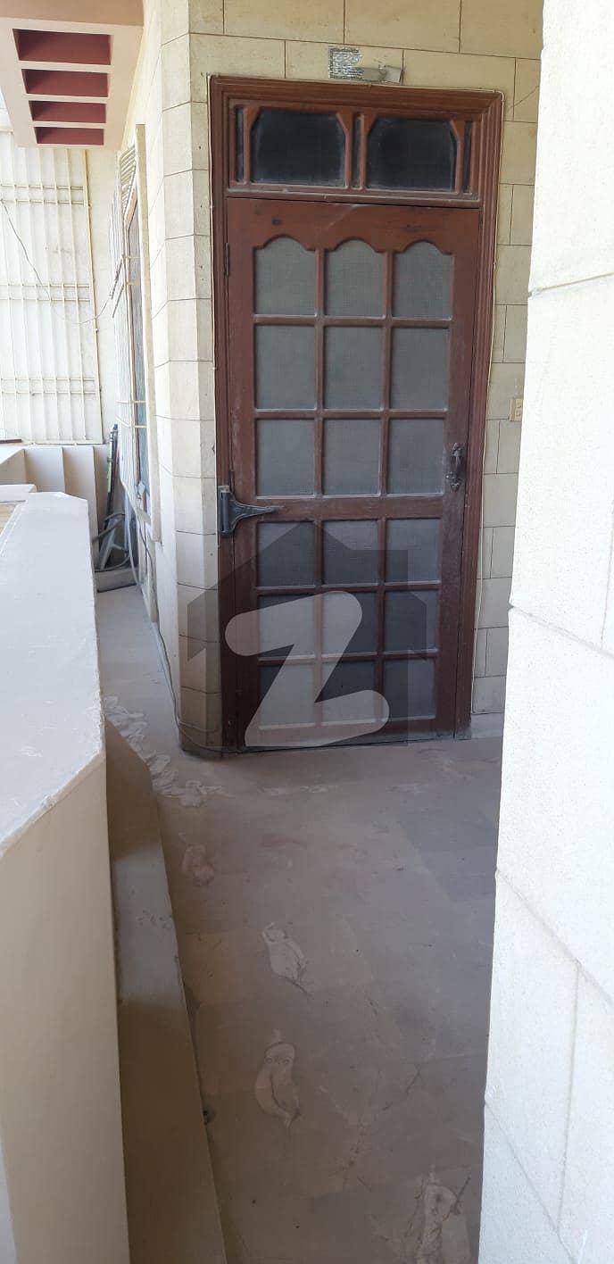 One Unit 240 Yards House For Sale Dividing Road GulistaneJauhar