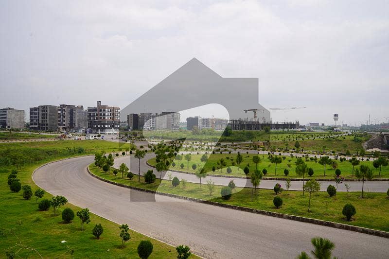 Corner Commercial Plot, Two Fronts In Jhelum Block, CASH OFFER 11