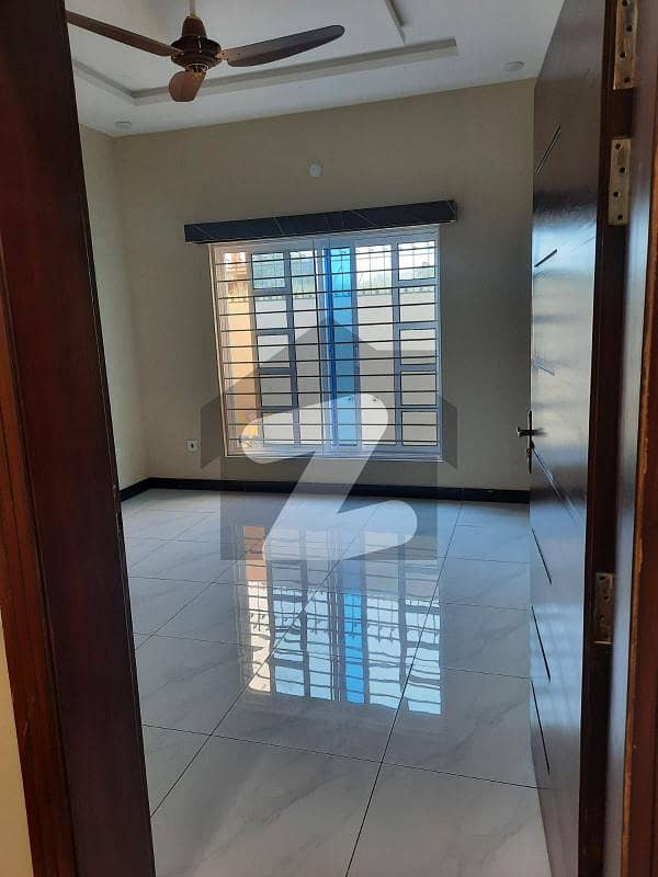 Specious 5 Marla House Available For Sale Multi Gardens B17 MPCHS