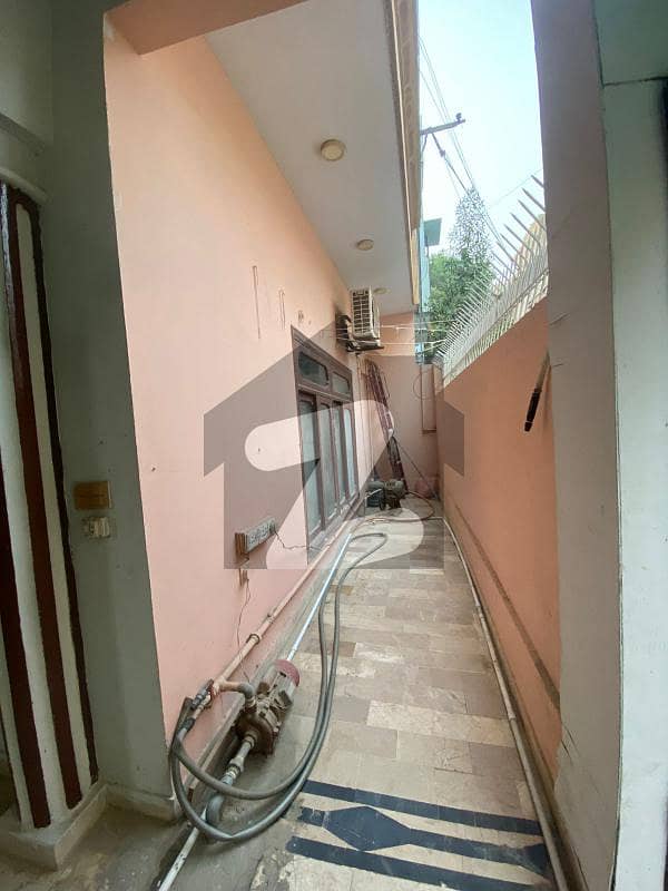370 Square Yards House For Sale In GulistanEJauhar Block 15 Gulistan