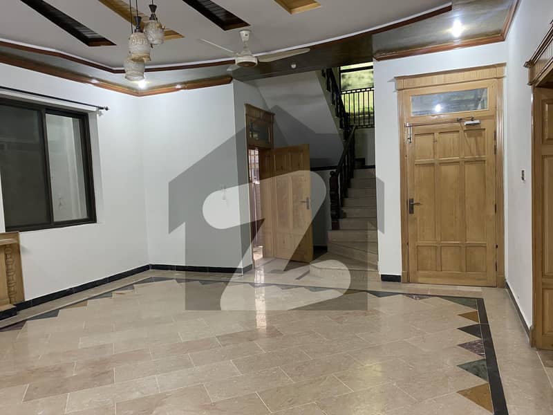 10 Marla Beautiful House For Sale In Hayatabad Hayatabad Phase 7 E5