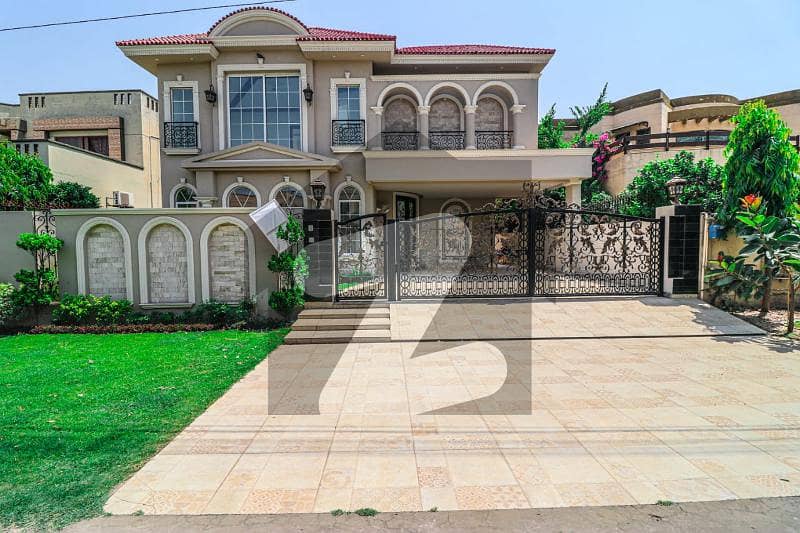 1 Kanal Brand New Spanish Design Beautiful Bungalow for Sale at DHA